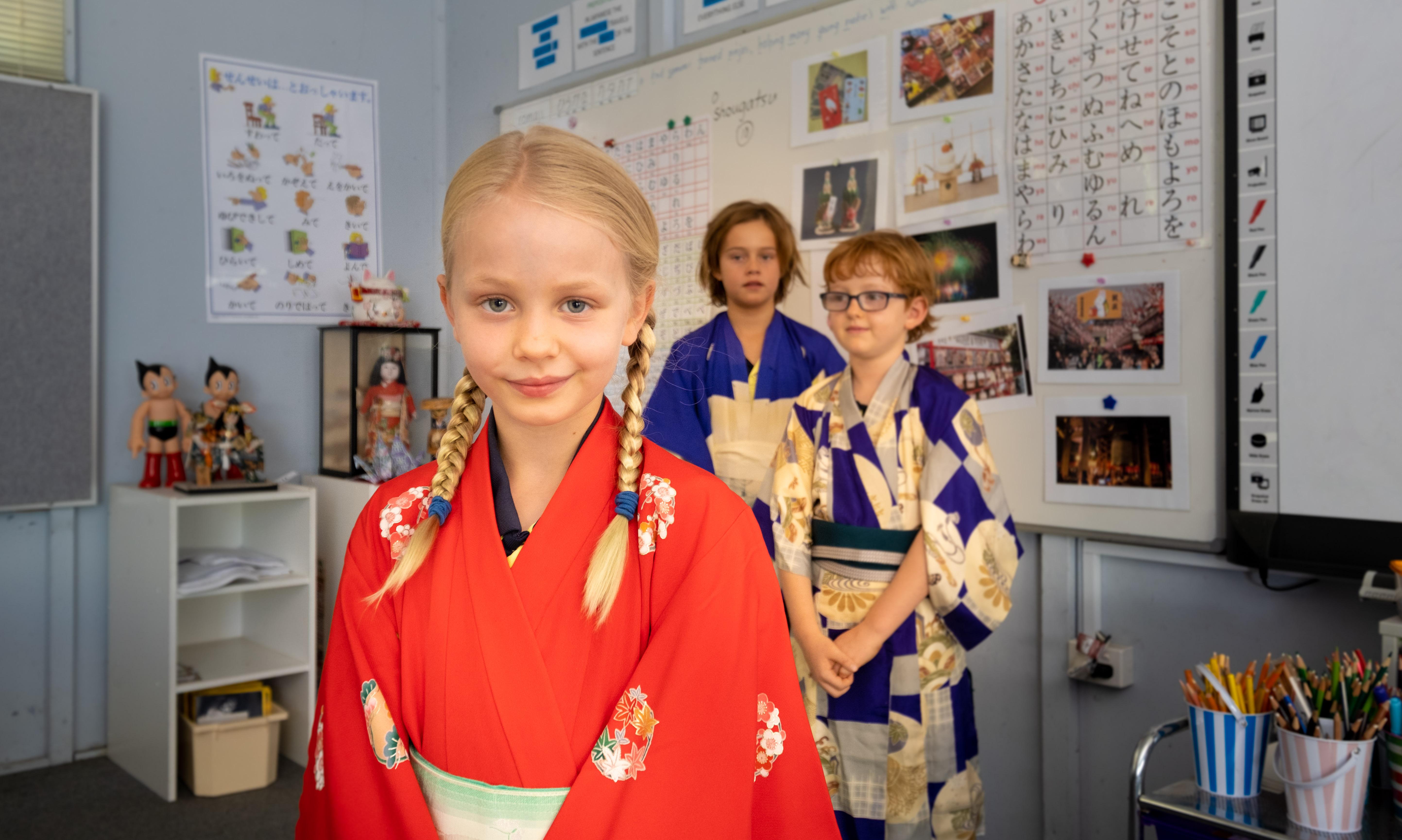 Students dressed in Japanese kimonos